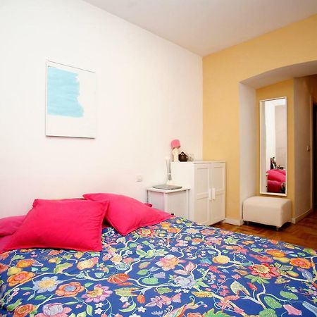 Piso Centrico Con Patio Apartment Bilbao Luaran gambar
