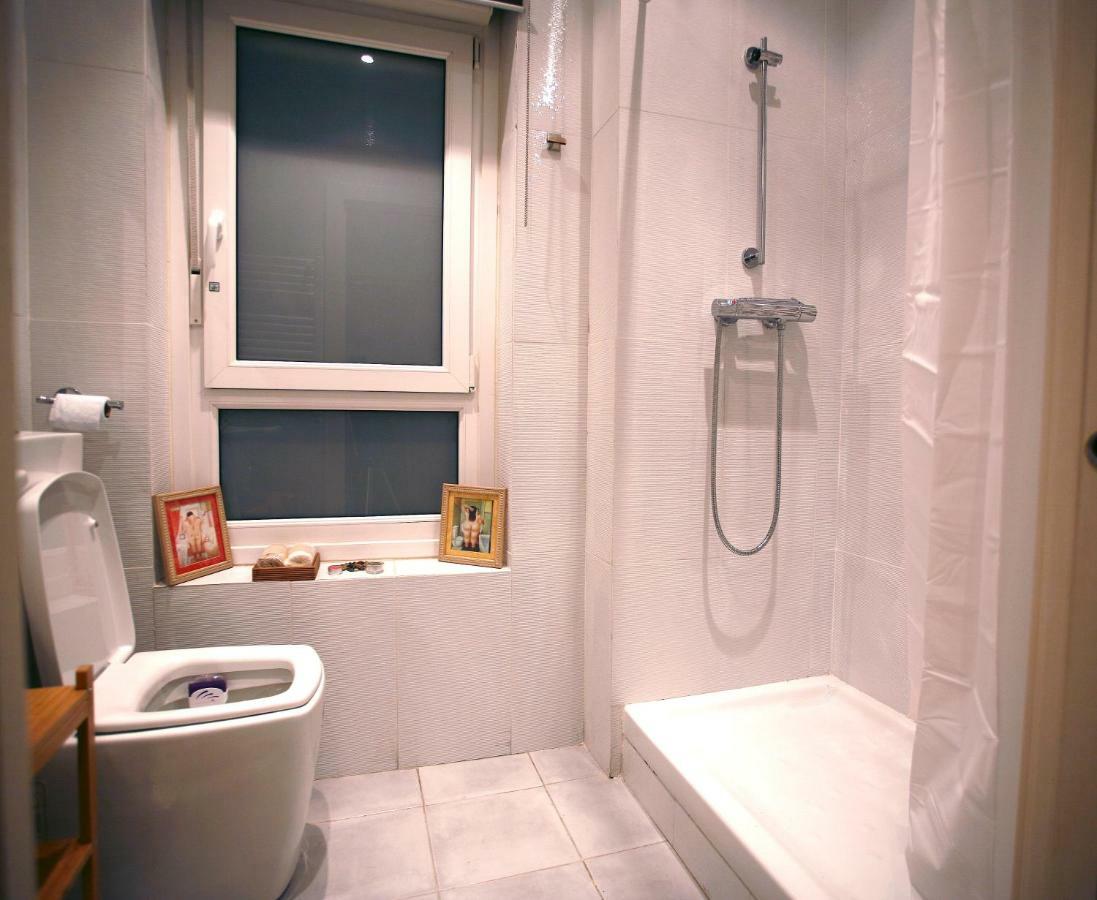 Piso Centrico Con Patio Apartment Bilbao Luaran gambar